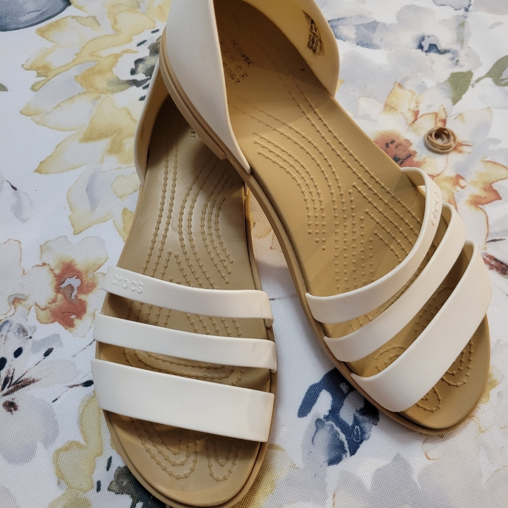 Crocs  Sz 7W